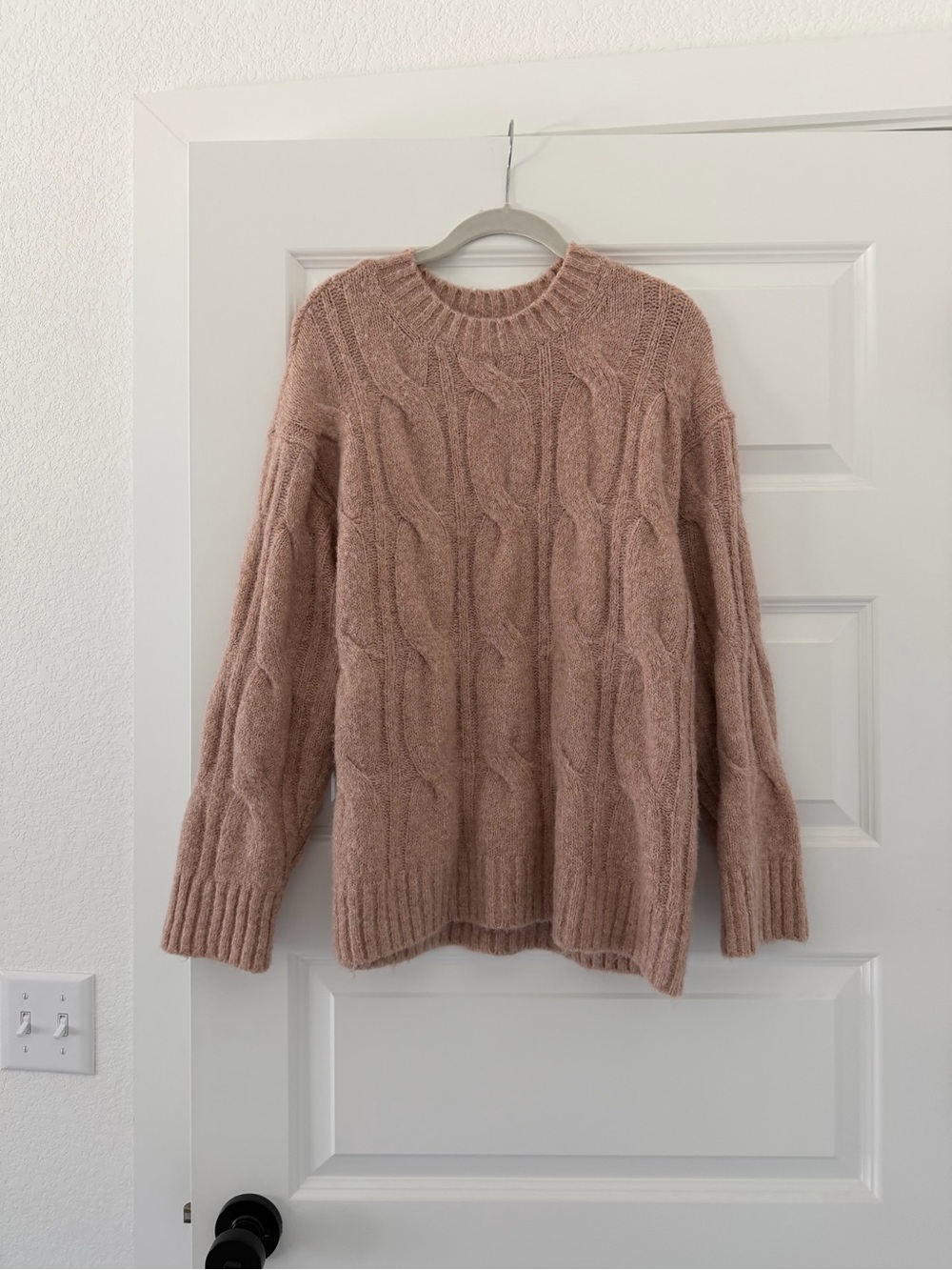 American Eagle Outfitters Cable Knit Crewneck Sweater - Dusty Rose
